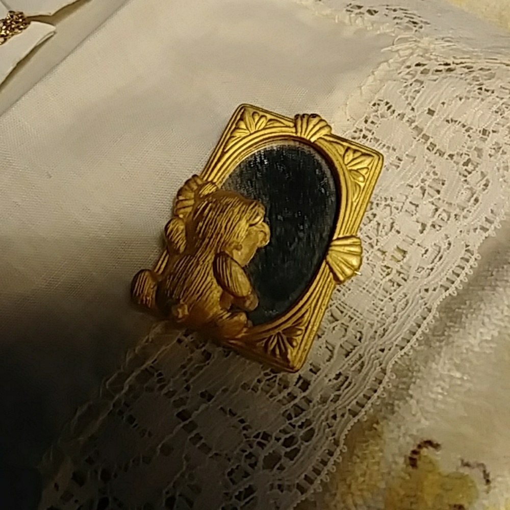 JJ Jonette Antique pin